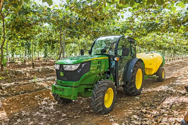 John Deere 5090GL