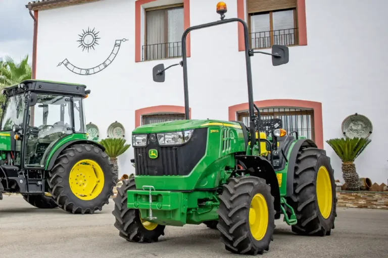 John Deere 5075GF