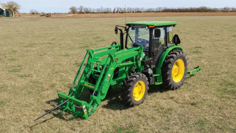 John Deere 5115M