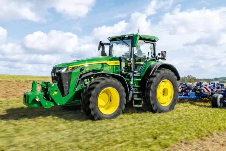 John Deere 8R 310