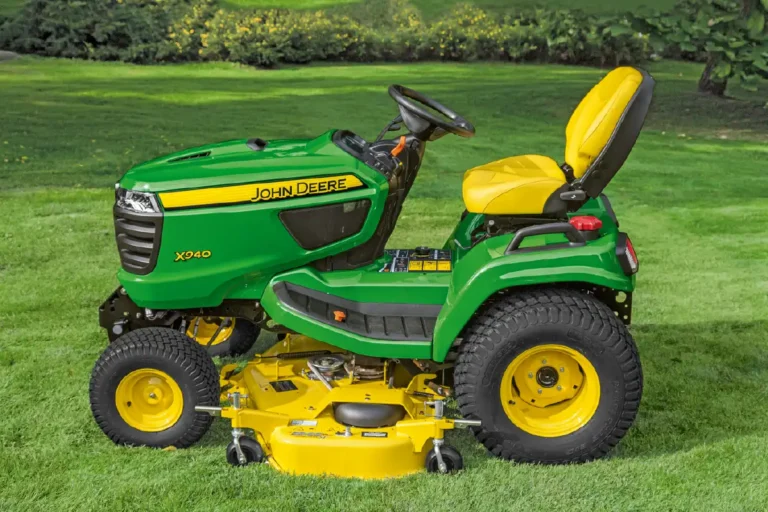 John Deere X940