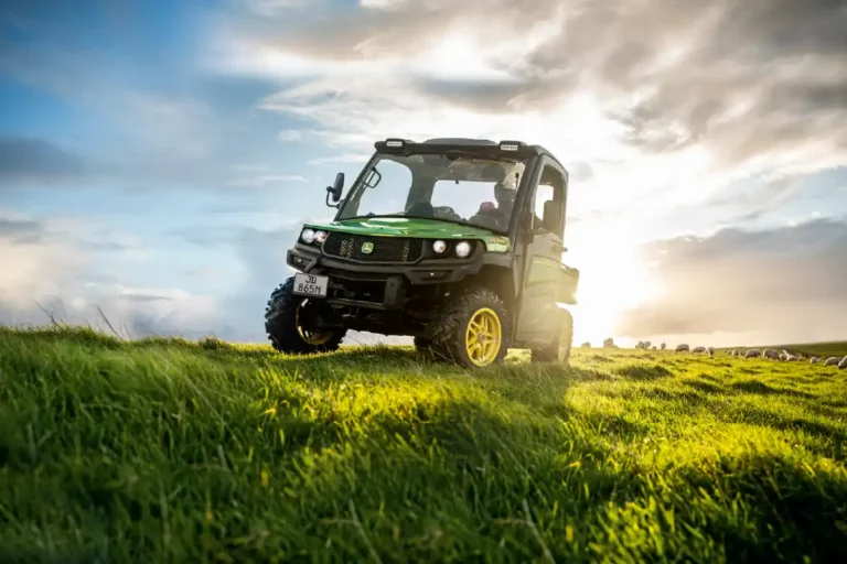 John Deere Gator™ XUV865M