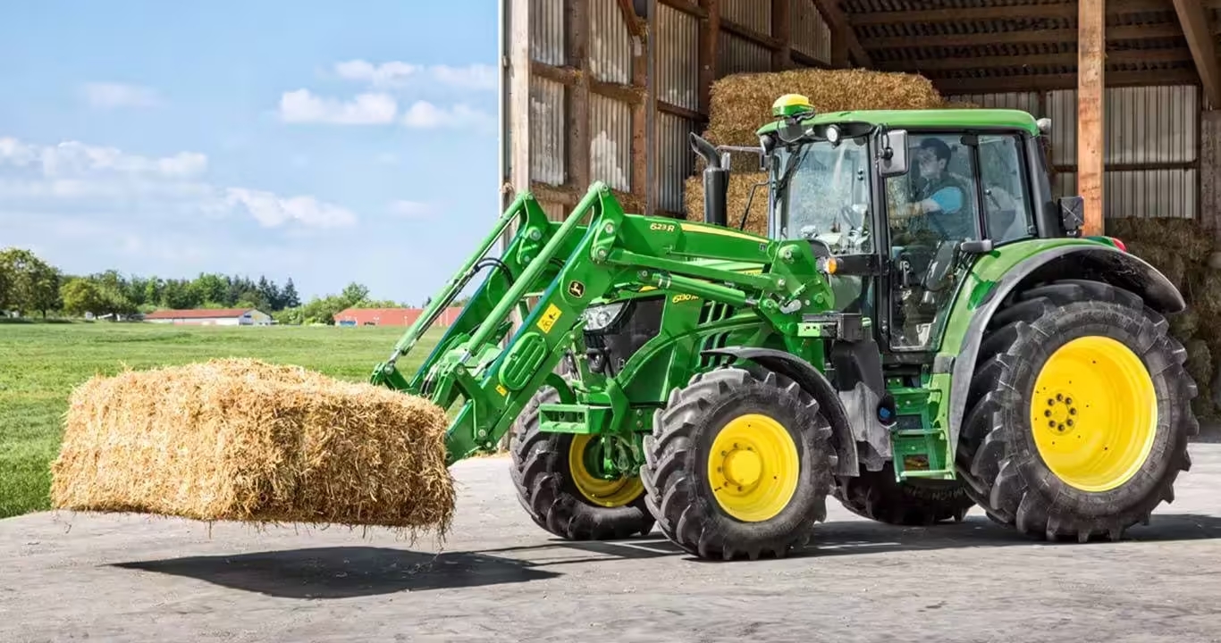 ciagnik ladowacz 1366x720 1