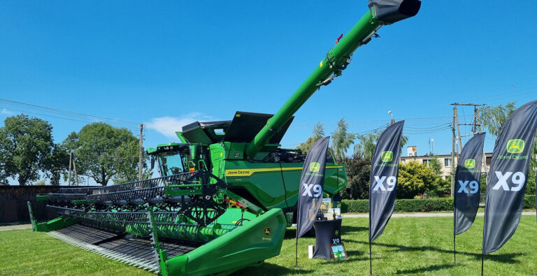 Jesteśmy liderem w liczbie sprzedanych kombajnów John Deere X9 w Europie