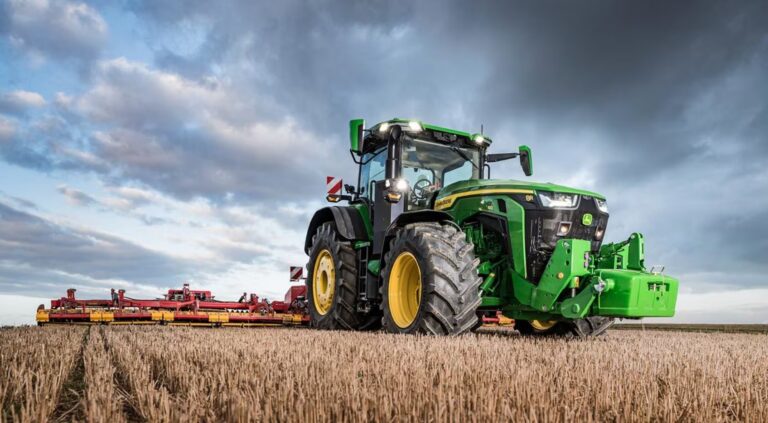 John Deere 8R 410 - ciągnik, który realnie zwiększa wydajność gospodarstwa