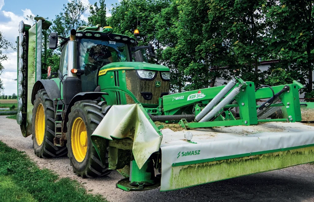 John Deere 6R 230 i kosiarki samasz